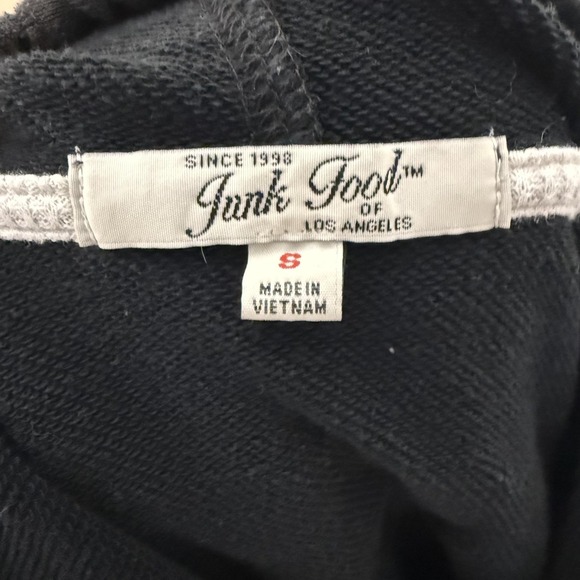 Philadelphia Eagles Sweatshirt Womens Small Black NFL Football Junk Food Hoodie - Picture 7 of 12